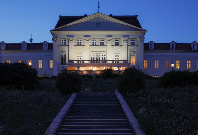 Austria Trend Hotel Schloss Wilhelminenberg, Wien