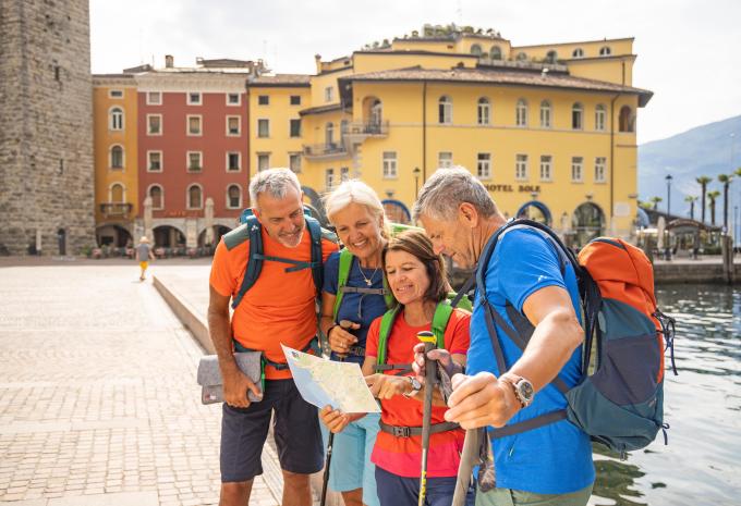 Von Meran über die Dolomiten zum Gardasee - Wanderreise