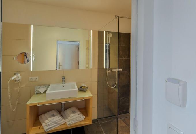 Doppelzimmer lt. Ausschreibung