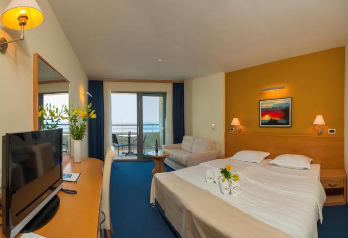 Zimmerbeispiel, DB02 Premium Doppelzimmer Balkon