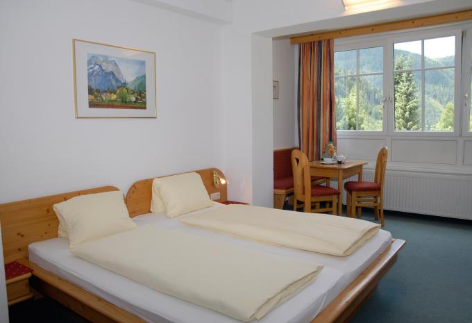 Zimmerbeispiel: Standard Dreibettzimmer