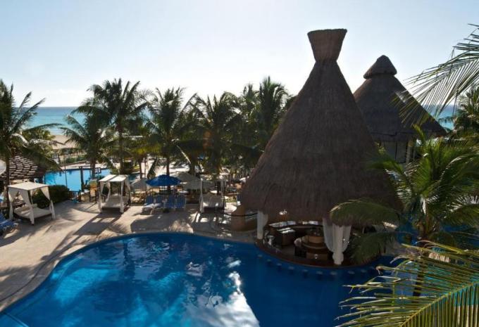 The Reef Playacar Resort & Spa**** The Reef Playacar Resort & Spa****