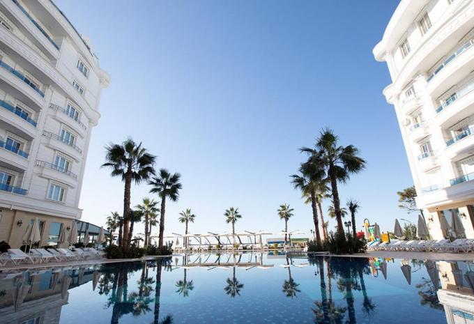 Hotel Grand Blue Fafa