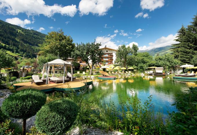 Landgut Zapfenhof, Zellbergeben