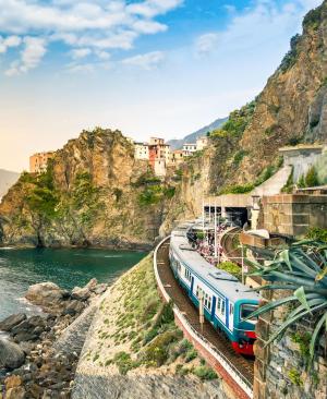 Bus- und Zugrundreisen weltweit