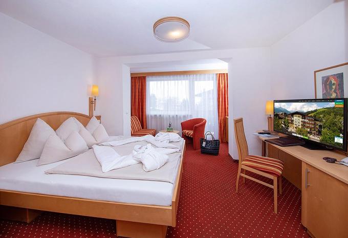 Zimmerbeispiel Doppelzimmer „Schmitten“
