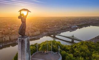 Die schönsten Städtetrips im Sommer: Budapest | HOFER REISEN