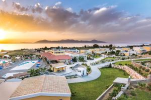 Kouros Palace Hotel*****