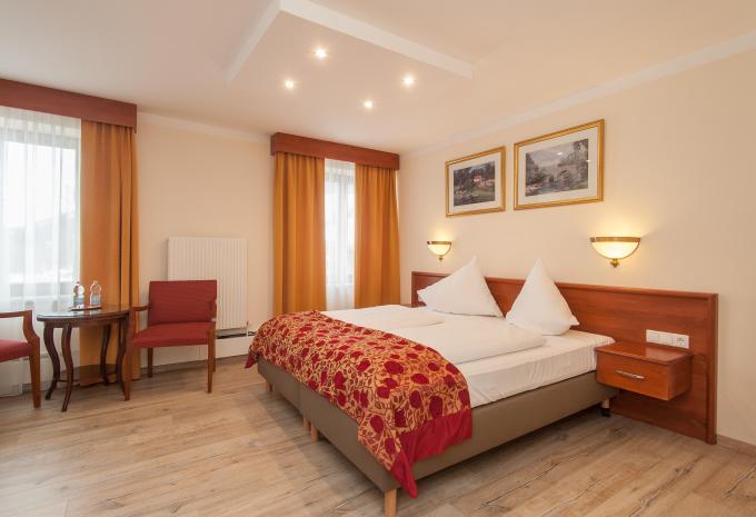 Zimmerbeispiel Doppelzimmer „Standard Balkon“
