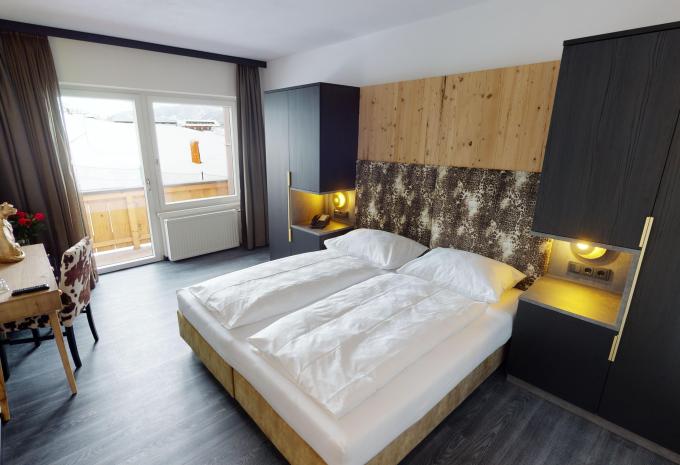 Zimmerbeispiel Doppelzimmer "Panther"