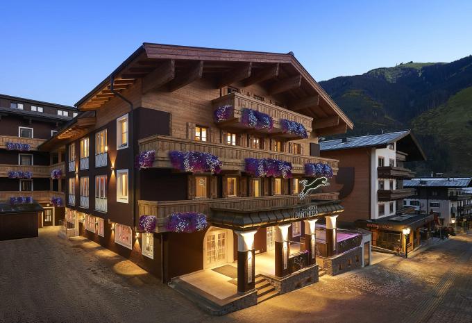 Hotel Panther'a, Saalbach