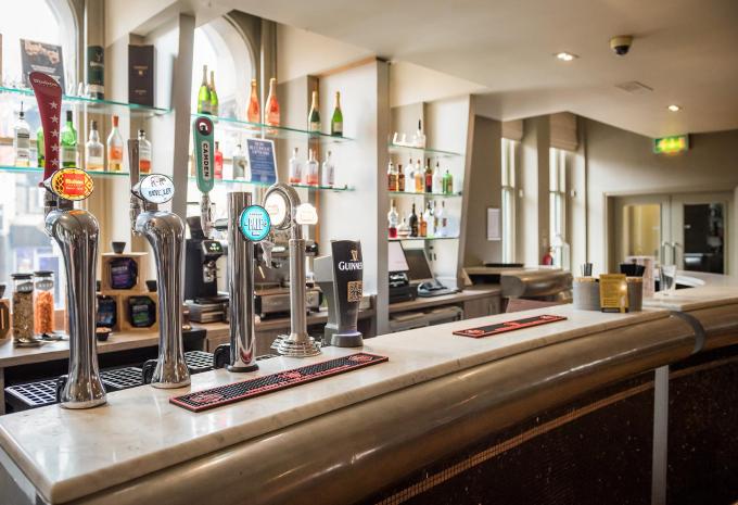 Barbereich, The Townhouse Hotel