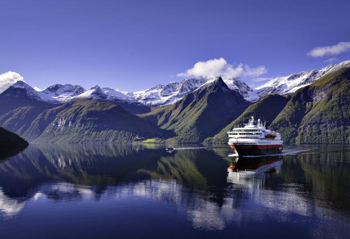 Hurtigruten - Klassische Postschiffroute - Kreuzfahrt