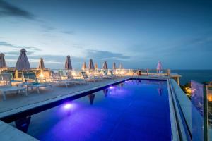 Golden Beach Hotel****
