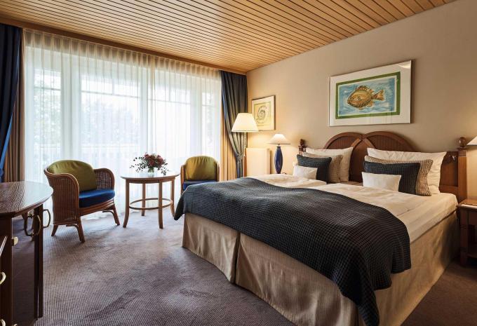 Zimmerbeispiel Doppelzimmer „Balkon/Terrasse Landseite“