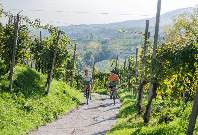 Von den Dolomiten an die Adria - Gravel-/Mountainbike-Tour