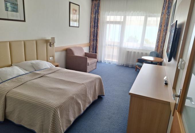 Zimmerbeispiel, Doppelzimmer/Twin Superior Balkon "Seeblick" Zimmerbeispiel, Doppelzimmer/Twin Superior Balkon "Seeblick"