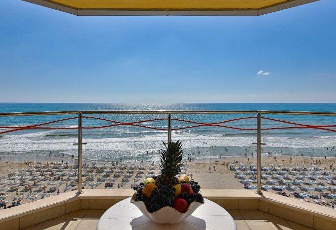 Albena