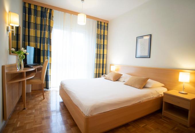 Zimmerbeispiel, Doppelzimmer Standard "S2" Zimmerbeispiel, Doppelzimmer Standard "S2"