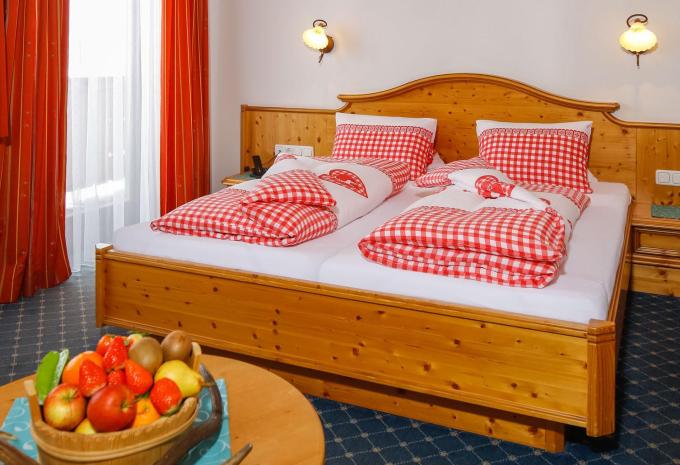 Zimmerbeispiel, Doppelzimmer Zimmerbeispiel, Doppelzimmer