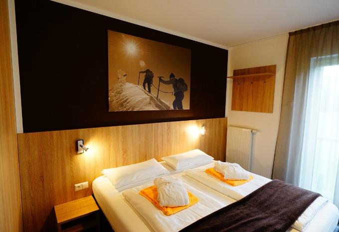 Zimmerbeispiel Dreibettzimmer Standard