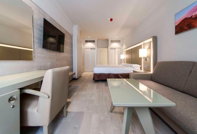 Hotel Spring Vulcano / Zimmerbeispiel