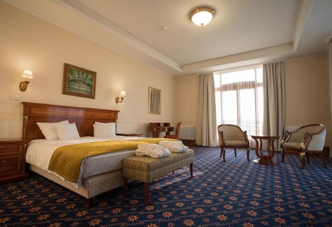 Zimmerbeispiel, Doppel-/Zweibettzimmer Deluxe Parkblick Gartenblick