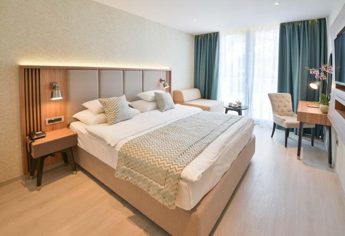 Zimmerbeispiel Superior französicher Balkon