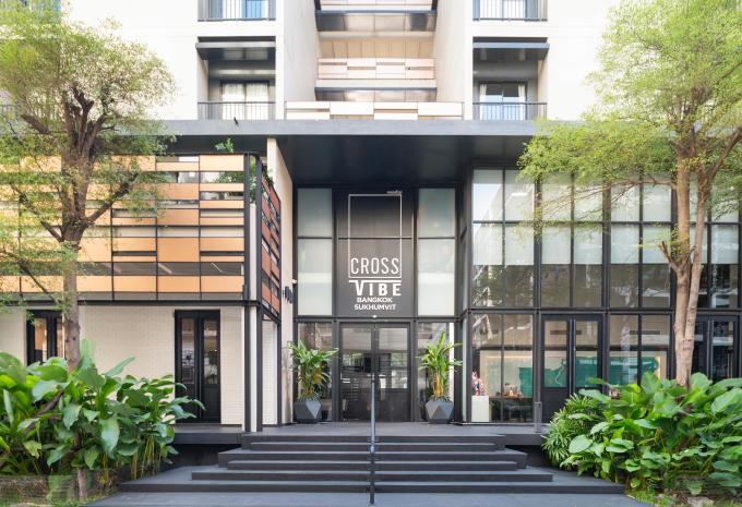 Cross Vibe Bangkok Sukhumvit