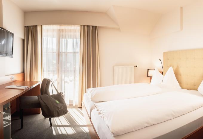 Zimmerbeispiel Einzelzimmer „Standard Balkon“