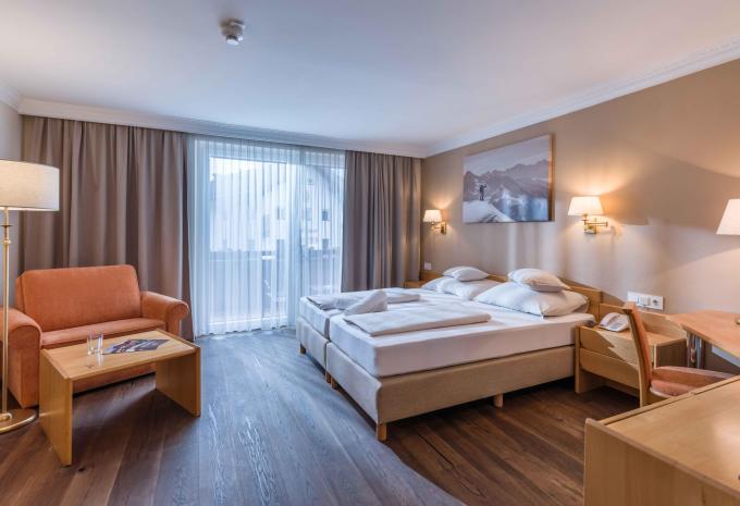 Zimmerbeispiel: Dreibettzimmer Balkon "Spieljoch"