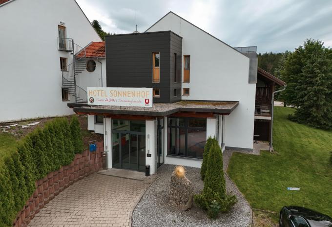 Hotel Sonnenhof - Tante ALMA's Sommerfrische