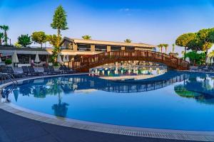 Senza Grand Santana Hotel*****