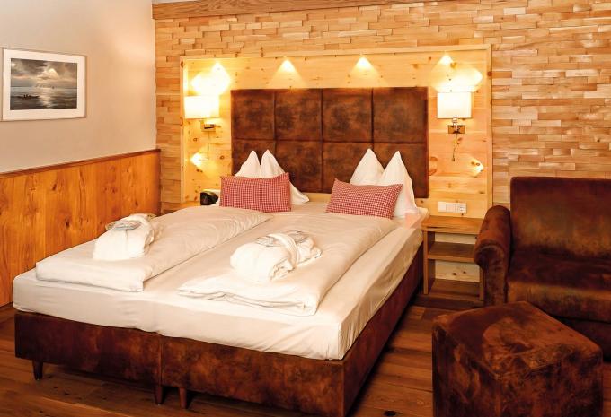 Zimmerbeispiel, Suite «Bergkristall»