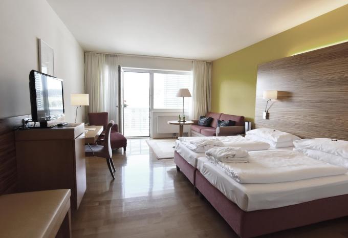 Zimmerbeispiel: Deluxe Doppelzimmer Balkon