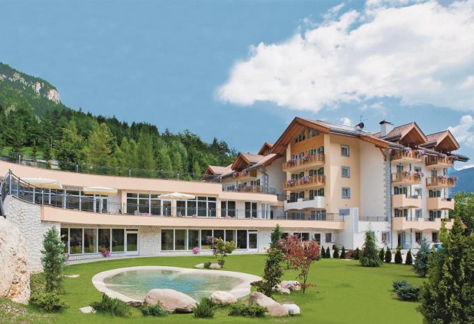 Sommer: Hotel Family Resort & Spa Rio Stava **** , Tesero - Val di Fiemme