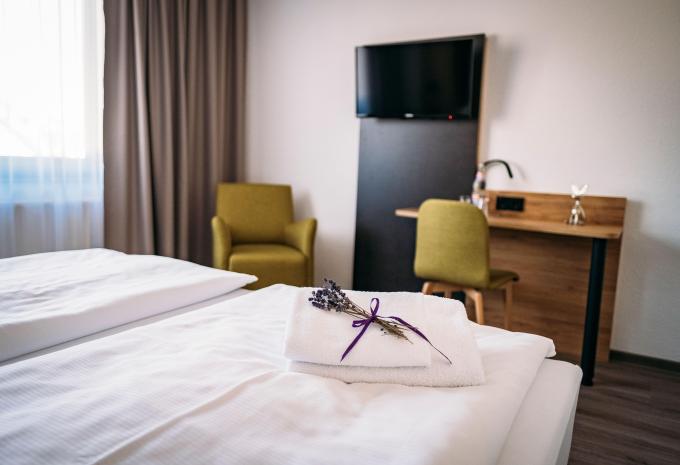 Zimmerbeispiel, Doppelzimmer Zimmerbeispiel, Doppelzimmer