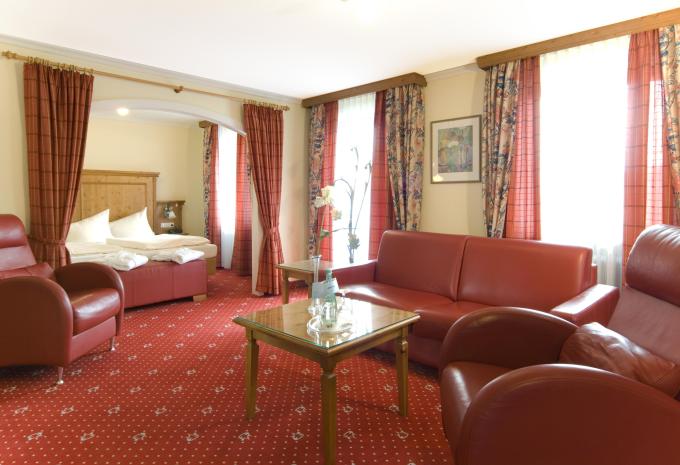 Zimmerbeispiel, Junior Suite Balkon Bergblick Berchtesgaden