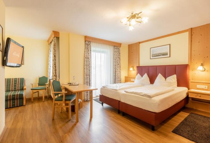 Zimmerbeispiel Juniorsuite Balkon