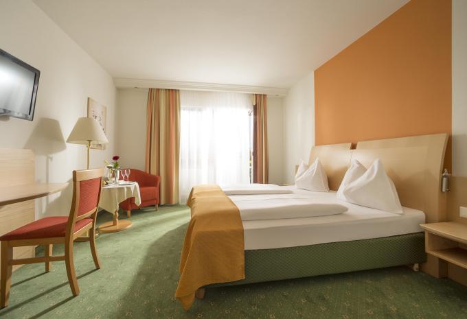 Zimmerbeispiel: Standard Doppelzimmer Balkon "Luis"