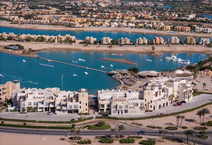 Creek Hotel & Residences ***** El Gouna
