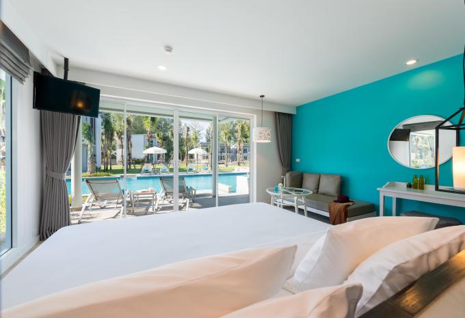 The Waters Khao Lak by Katathani, Zimmerbeispiel Water Pool Access