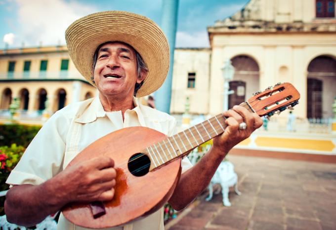 Kuba «zwischen Oldtimern & Musik» - Rundreise & Baden