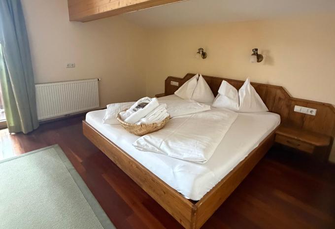 Zimmerbeispiel Doppelzimmer Balkon