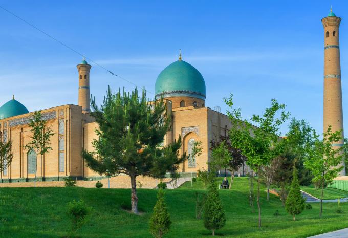 Tashkent - Die blauen Kupeln der Freitag-Moschee Tashkent - Die blauen Kupeln der Freitag-Moschee