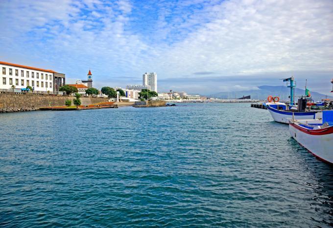 Azoren - Fly, Drive & Sleep