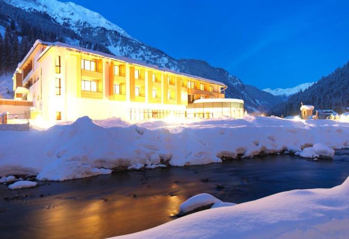 Spa Hotel Zedern Klang s, Hopfgarten in Defereggen Spa Hotel Zedern Klang s, Hopfgarten in Defereggen