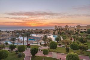 Serenity Alpha Beach*****