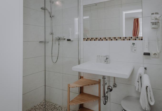 Zimmerbeispiel: Standard Doppelzimmer Balkon Zimmerbeispiel: Standard Doppelzimmer Balkon