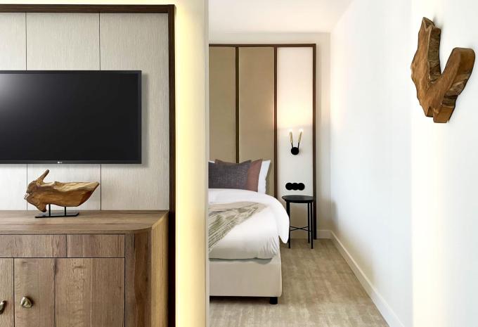 Zimmerbeispiel, Standard Suite Balkon Parkseite